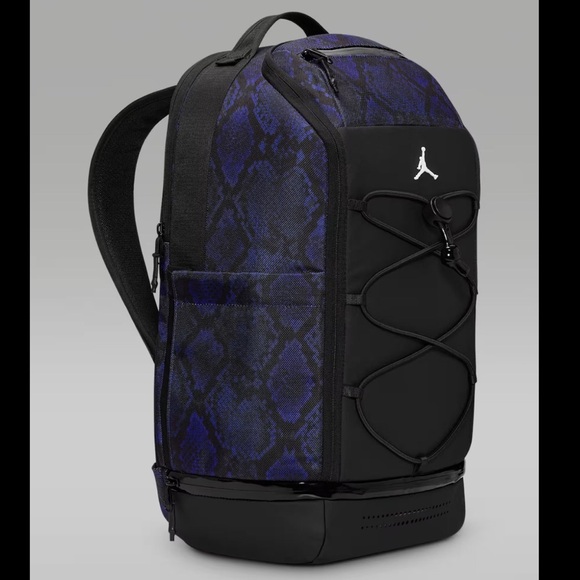 ✔️NWT✔️ NIKE Jordan Sport 32.9L Backpack Purple Comet - Picture 1 of 13